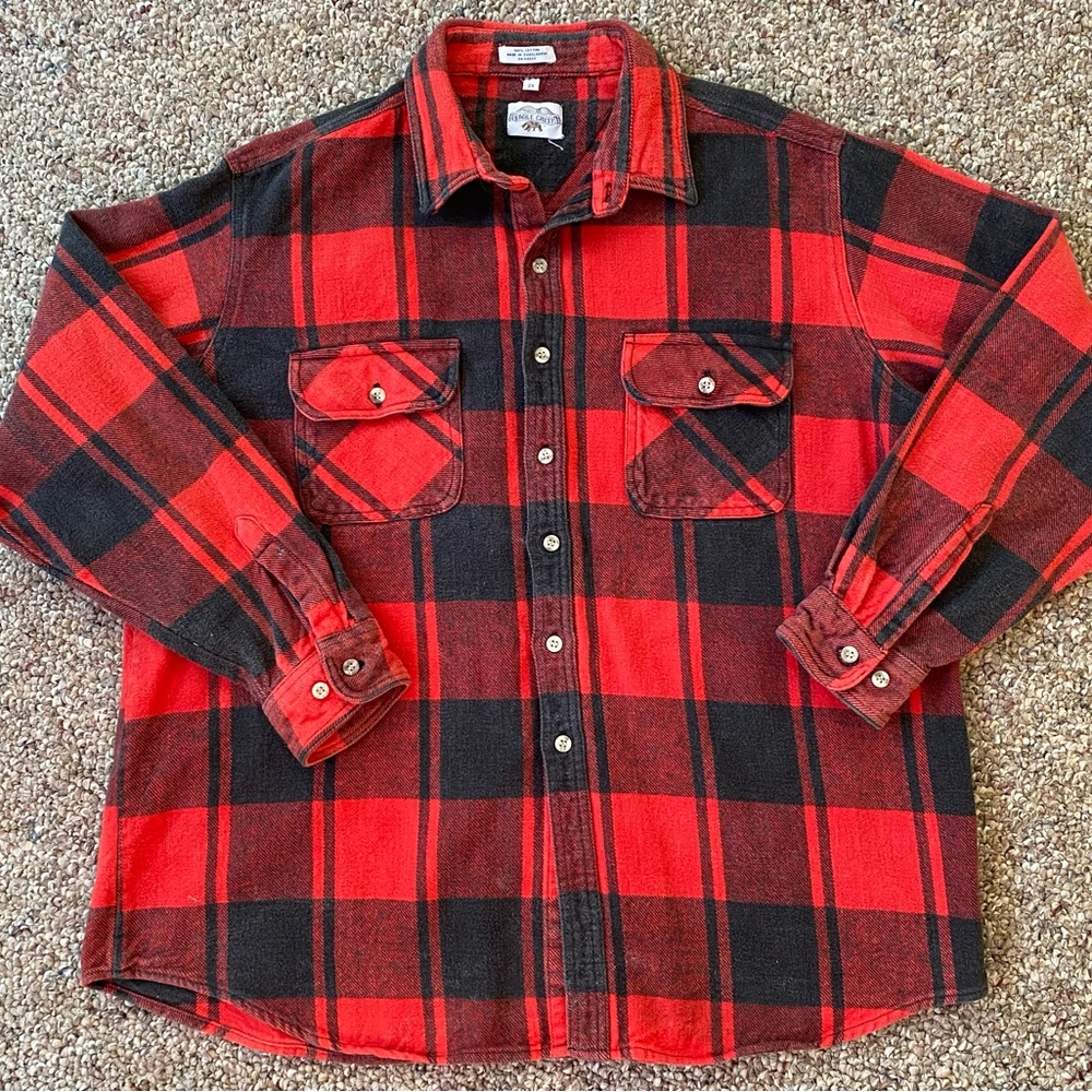 Vintage Eagle Crest Thick Flannel Lumber Jack Work shirt Mens 2X plaid Red Black